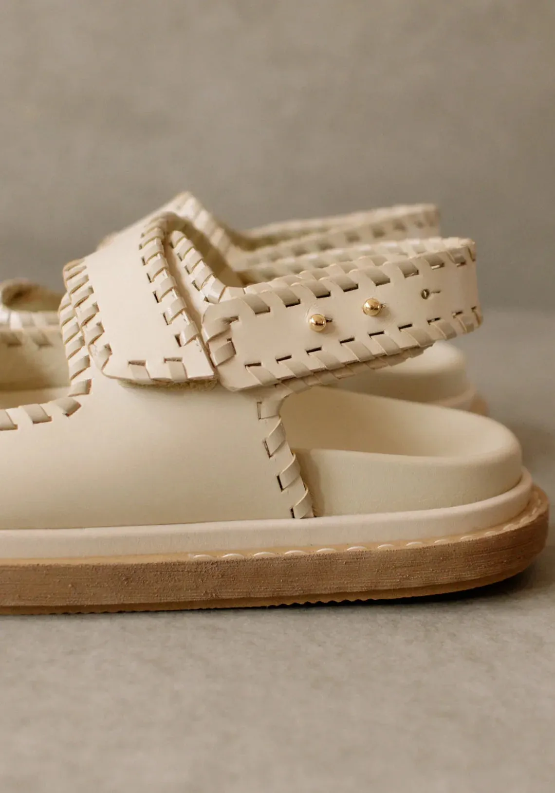 ALOHAS Barrel Sandals - Ivory Stone Beige
