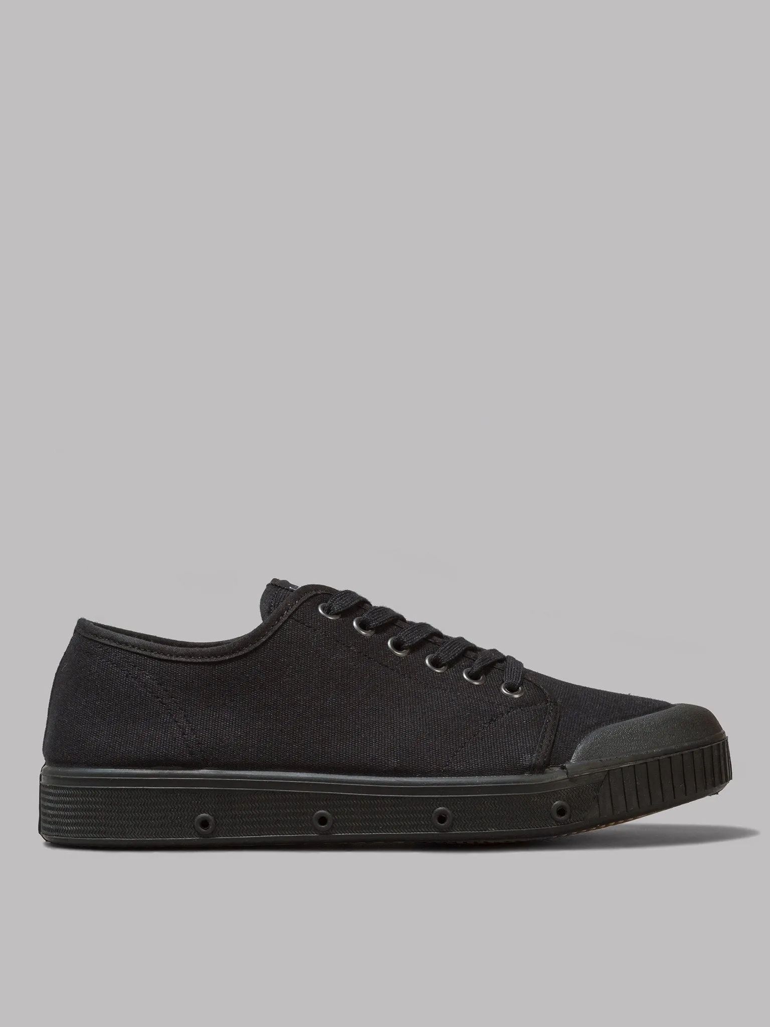 Spring Court G2 Classic Canvas (Black)